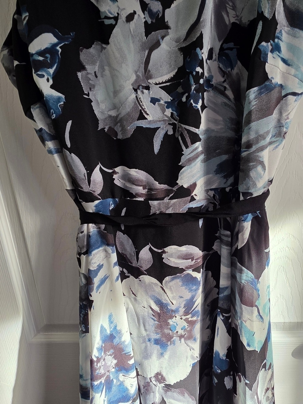 4/$67 Deal! Rickis Floral Black and Blue Sleeveless Women's Dress - Picture 6 of 14